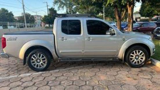 NISSAN FRONTIER 2.5 SL 10 ANOS 4X4 CD TURBO ELETRONIC DIESEL 4P AUTOMÁTICO